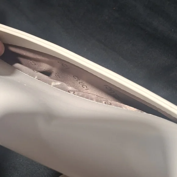 🎄Gluci Elegant White/Eggshell  Shoulder Bag🎄 - Picture 9 of 12